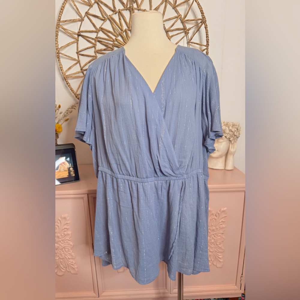 Women’s Lane‎ Bryant size 24 Blue Wrap top with Silver Accents